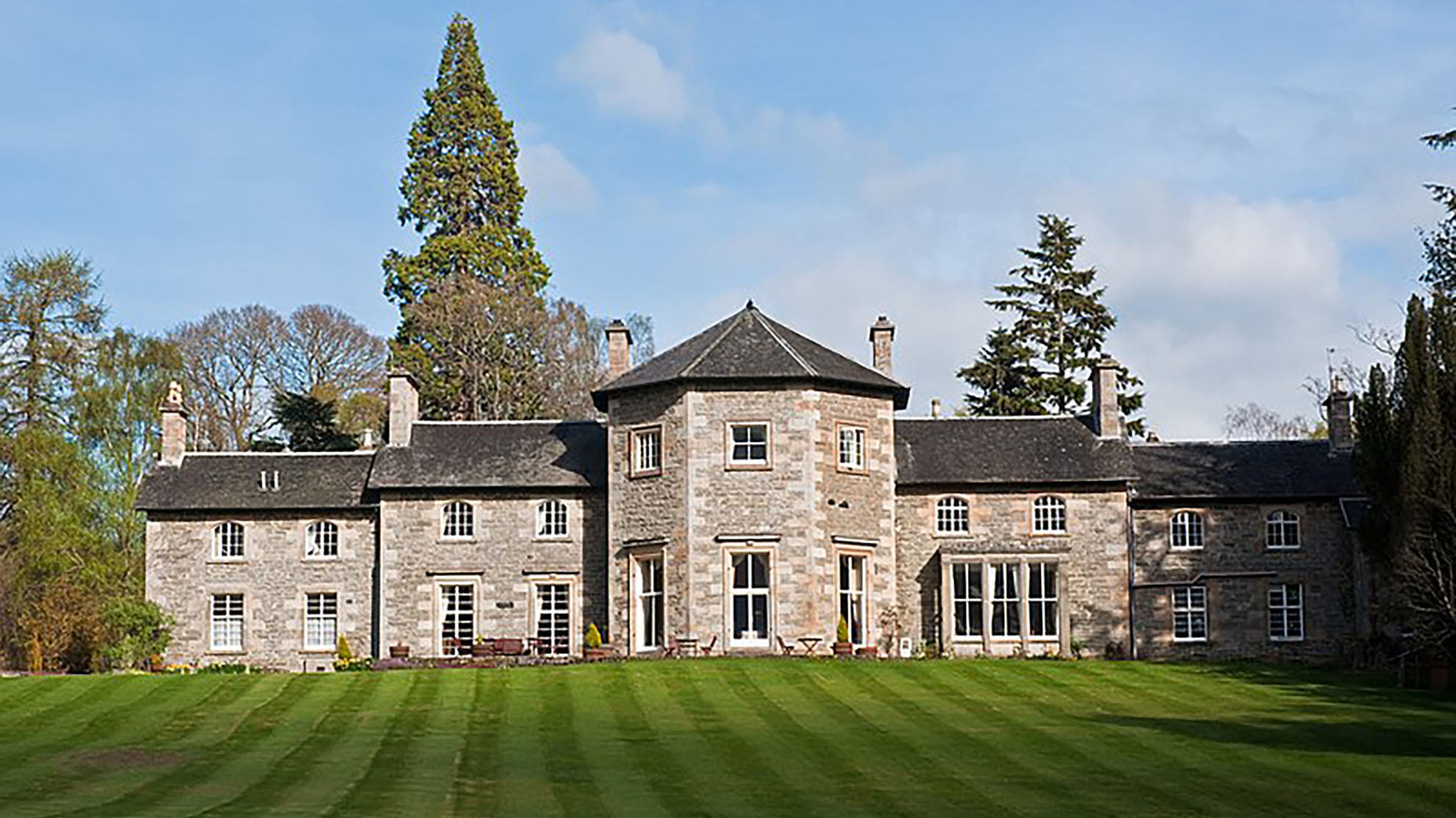 Coul House Exterior