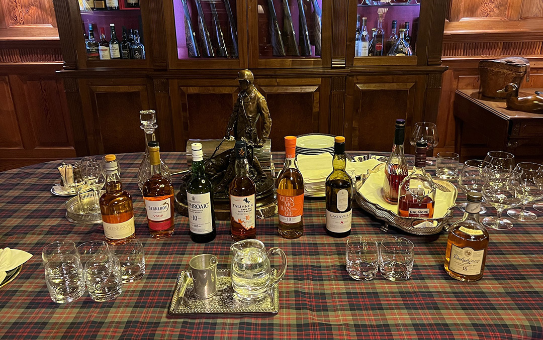 Whisky Tasting on Ultimate Highlands Tour